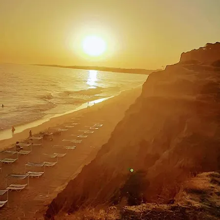 Alfamar V3 Falesia Beach Holiday home *